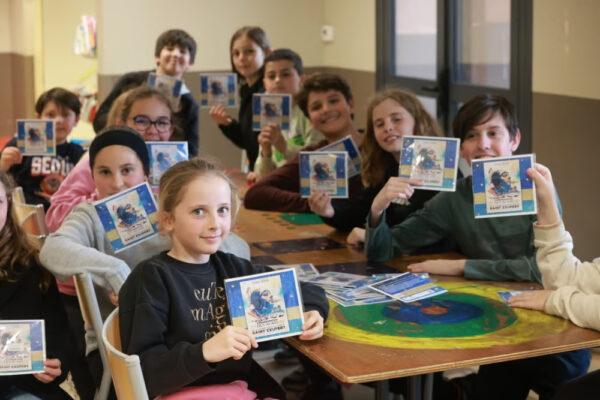 Un timbre en hommage à Antoine de Saint-Exupéry créé par des élèves de Borgo