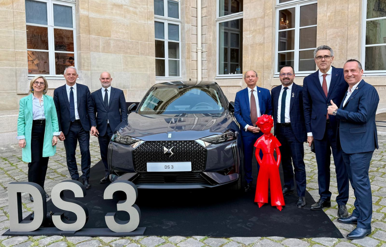 Vente aux enchères d’une DS3 E-Tense Collection Antoine de Saint Exupéry au profit de la Fondation Gustave Roussy